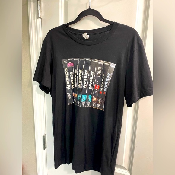 Halloween Scream Movie T-Shirt Design - Unisex - Picture 4 of 5